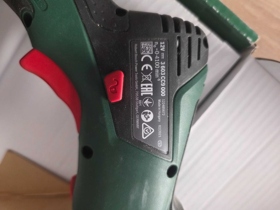 Ferăstrău cu baterie Bosch EasyCut 12 (fără baterie, tehnologie NanoBlade, sistem de 12 volți, în cutie)