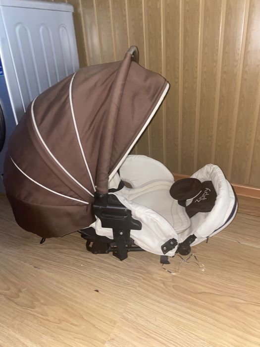 Продам коляску Tutis