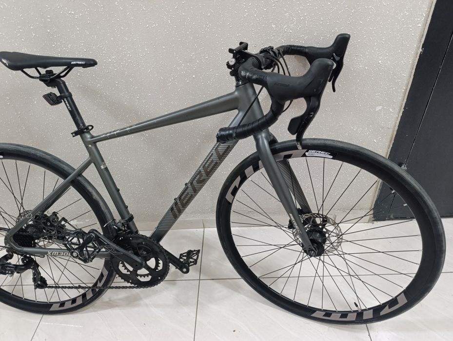 Шоссейный велосипед