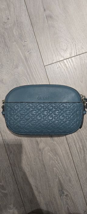 Чанта Guess използвана