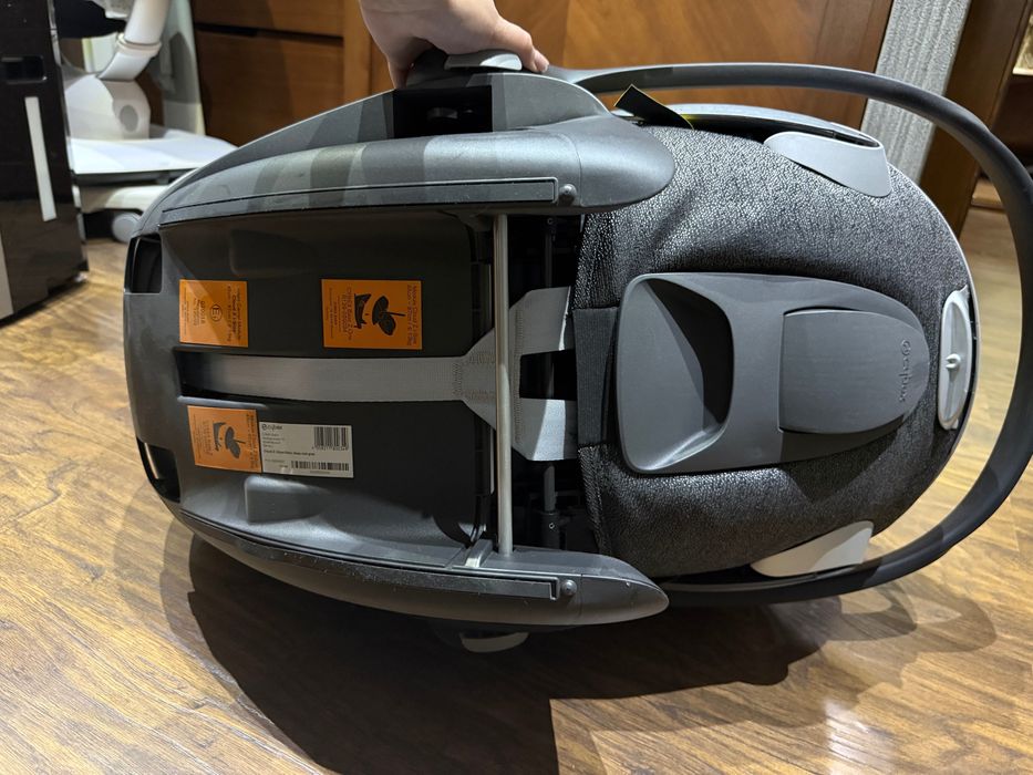 Автолюлька Cybex Cloud Z i-Size (как новая, использовали 1 раз)
