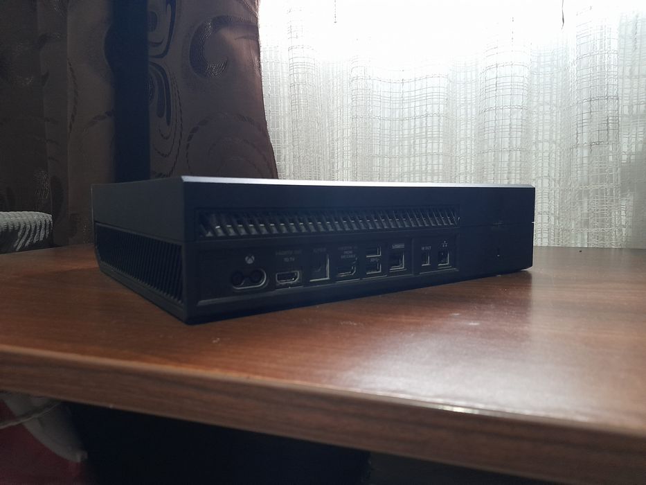 De vânzare Xbox One