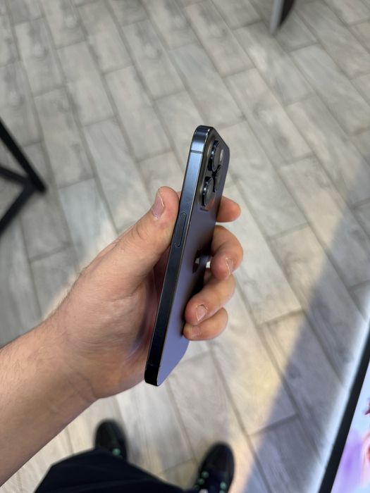 iPhone 15 Pro - 512GB