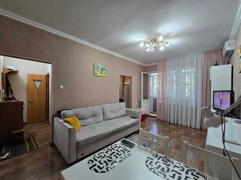 Продам 1ком. квартиру Навои 316