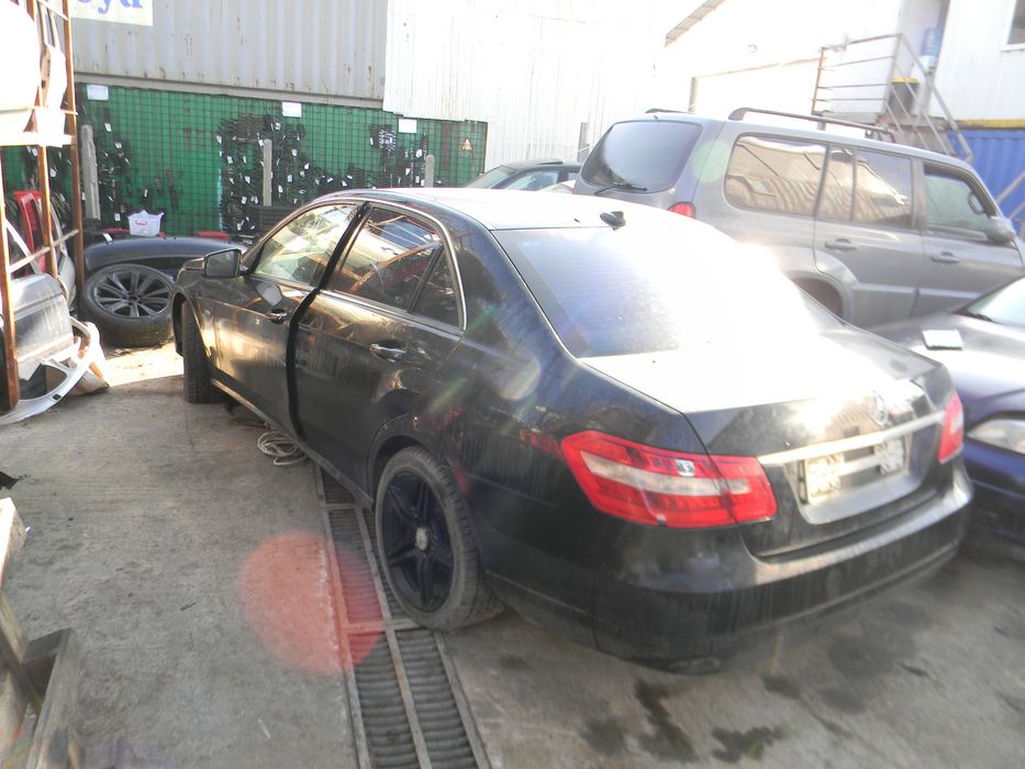 Dezmembrari Mercedes-Benz E-CLASS (W212) (2009-2016) E 200 CDI / Blue