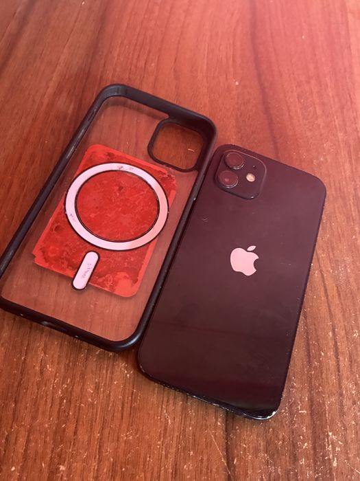 Vand Iphone 12 simplu negociabil