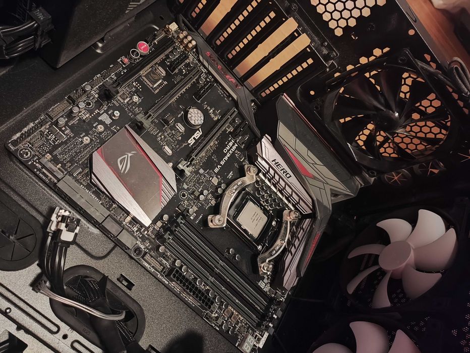 Kit ASUS ROG Maximus VIII Hero Z170 + Intel i7-6700K LGA1151
