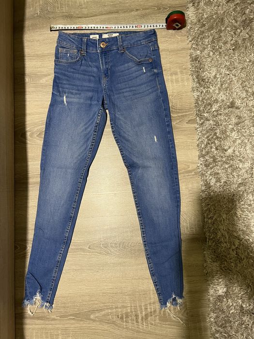 Сини дънки от Bershka /36 S
