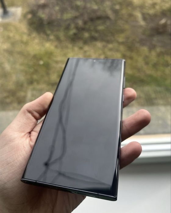 Samsung S22 ULTRA cu 95% Bateria