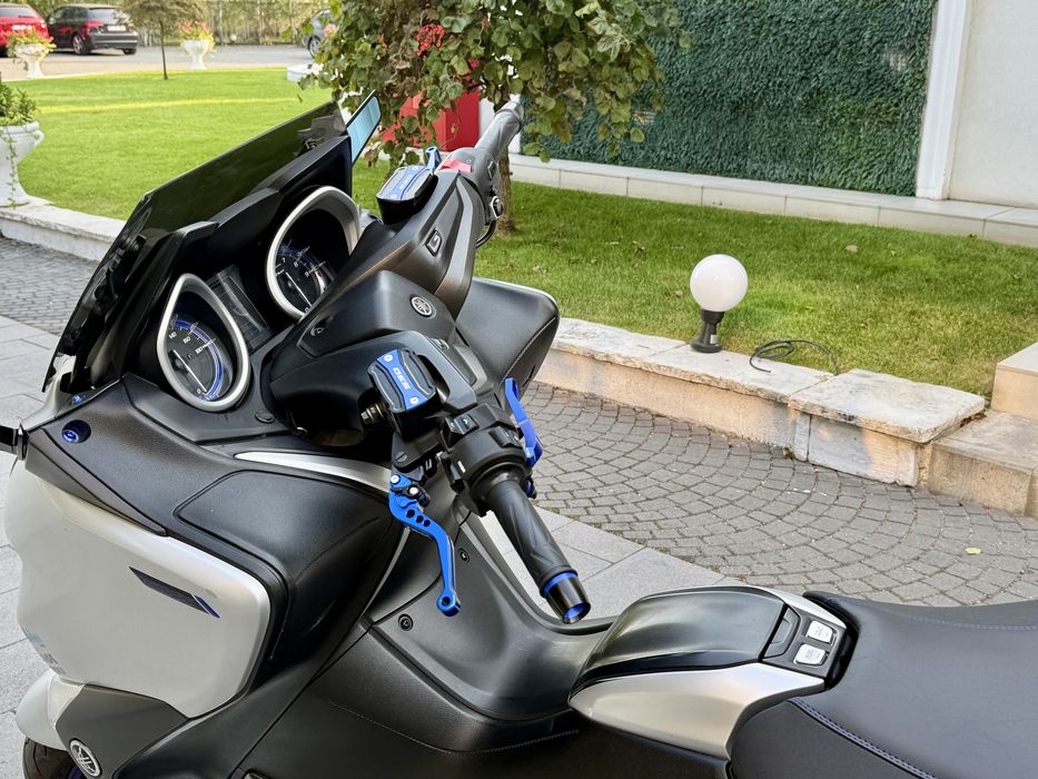 Yamaha t max 530 xs model 2018 custom