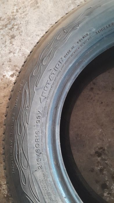 Продам шины 215/60 R16 .