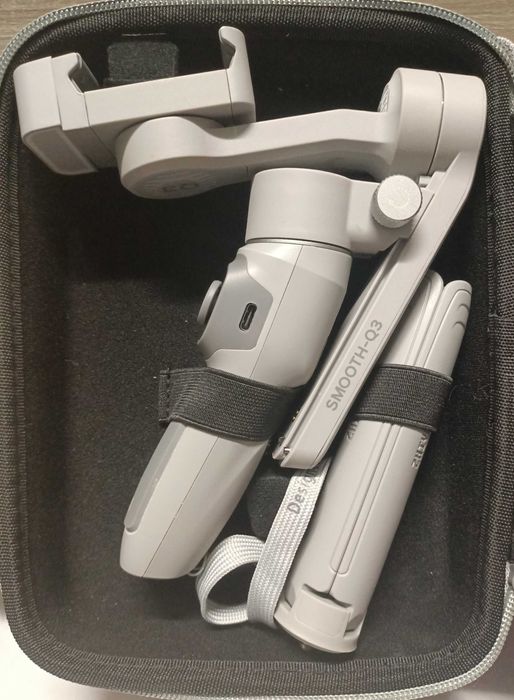 Zhiyun Smooth Q3 Combo Mobile Gimbal with 3-Axis Stabilizer