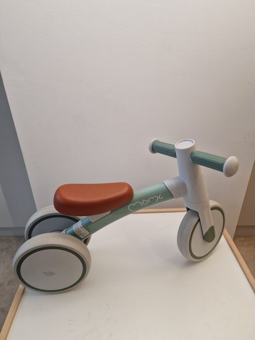 Bicicleta fără pedale Momi