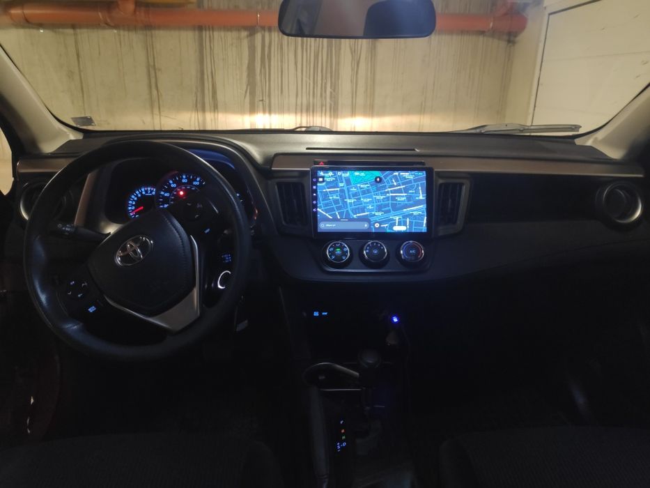 TOYOTA RAV4 / 2.5 VVTI - бензин / 4х4 / 178к.с. / автомат AISIN