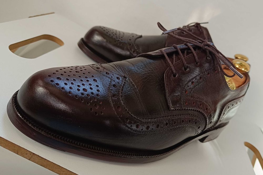Pantofi derby brogue 40 lucrati manual Lavoratione Art. piele naturala