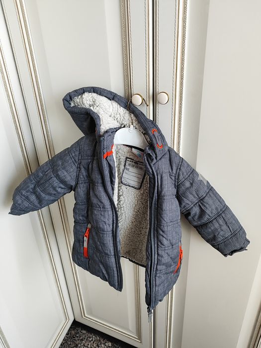 Куртка 6-10 месяцев