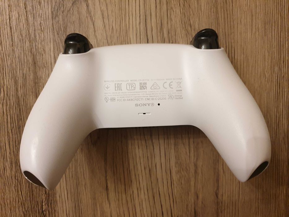 Controller (maneta) Dualsense pentru PlayStation 5 (PS5)