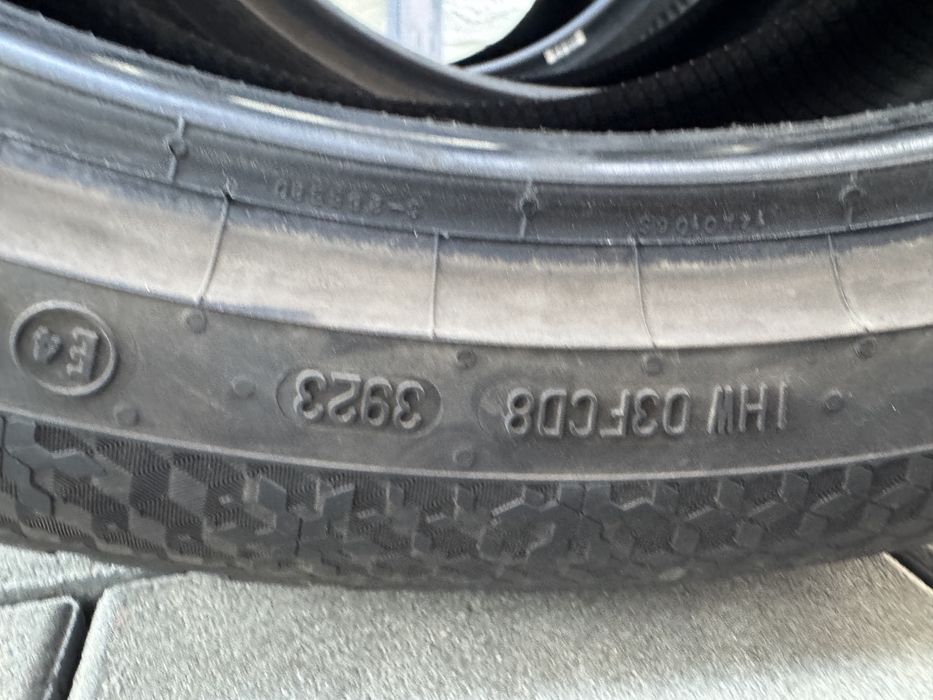 Anvelope iarna 4 buc Continental 235/42/R20 (2 noi,  2 aproape noi)
