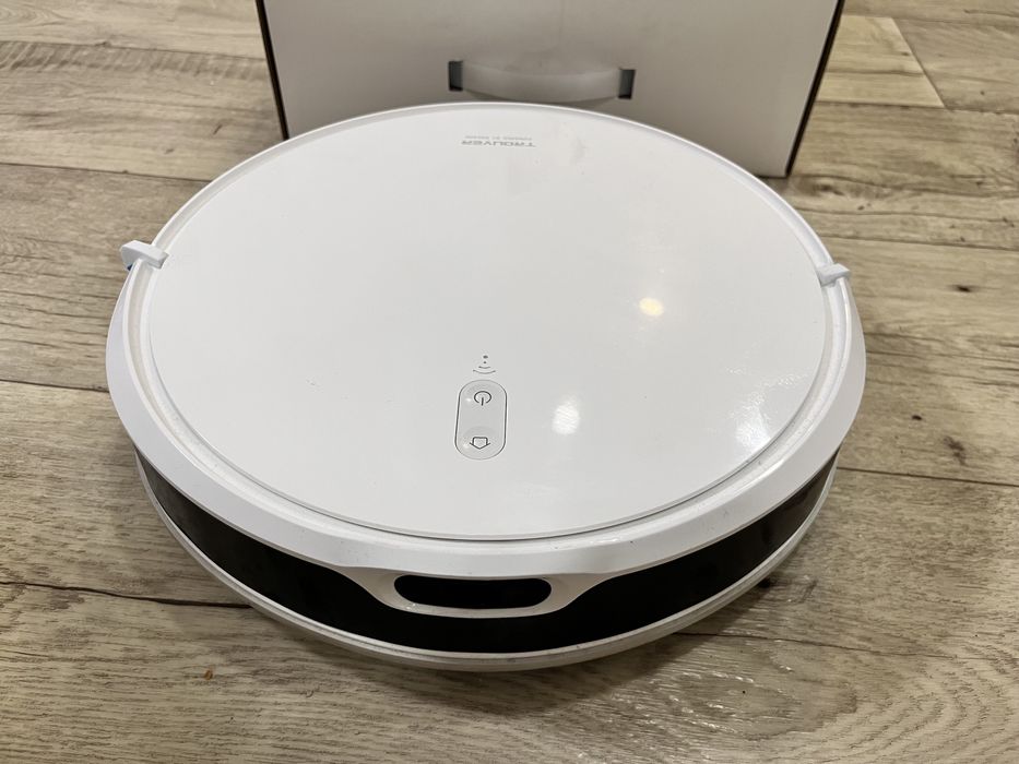 Робот пылесос Dreame Trouver M1