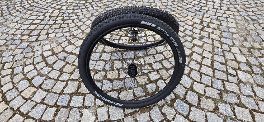 капли с нови гуми 29 от Trek