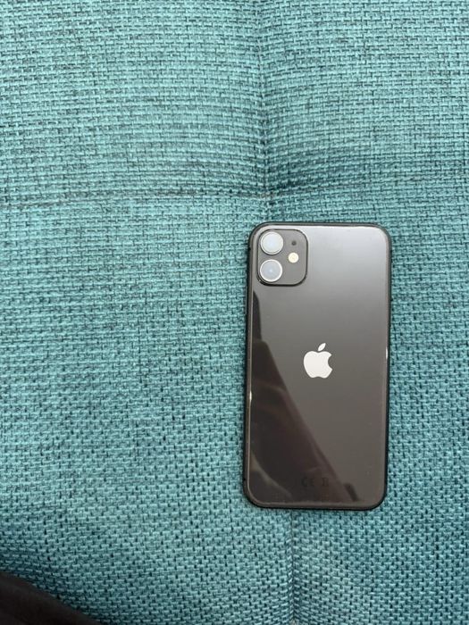 Продам Айфон 11 128 гб
