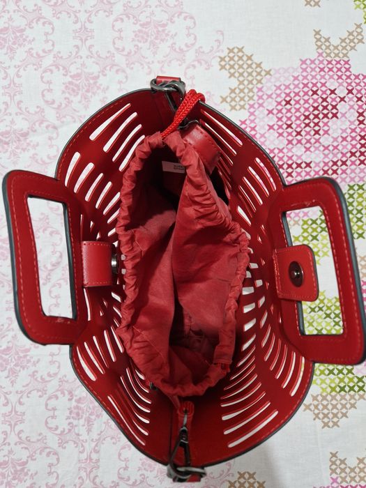 Geanta roșie piele ecologica