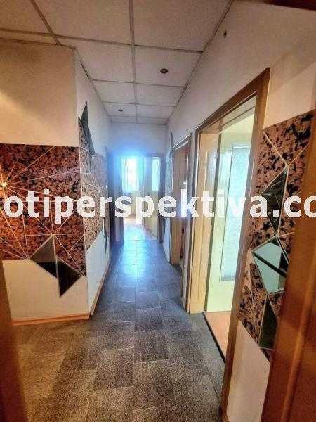 Продава се Тристаен апартамент в Пловдив, Център - 92 кв.м за 1490 €/кв.м - Снимка #12