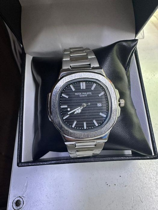 Мужские часы отличном качестве