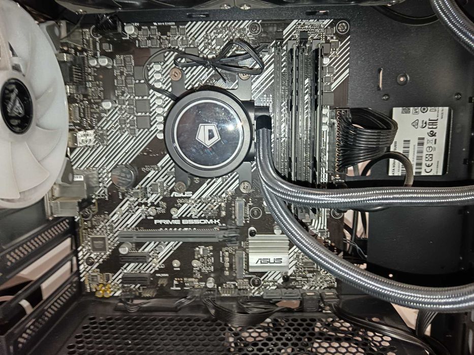 Pc Gaming Ryzen 5 + 16GB RAM + RTX 1070 + SSD + HDD – Plug & Play