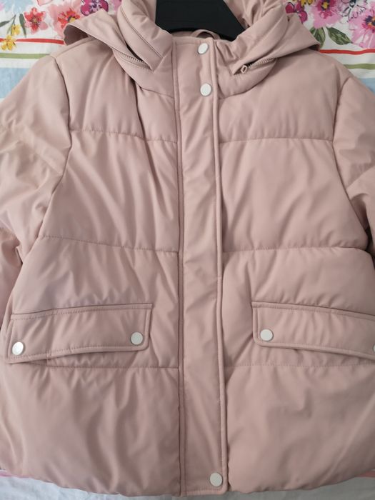 Млечнорозово зимно яке Pull&Bear