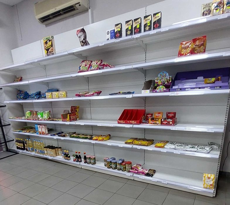 Търговско оборудване за хранителен магазин