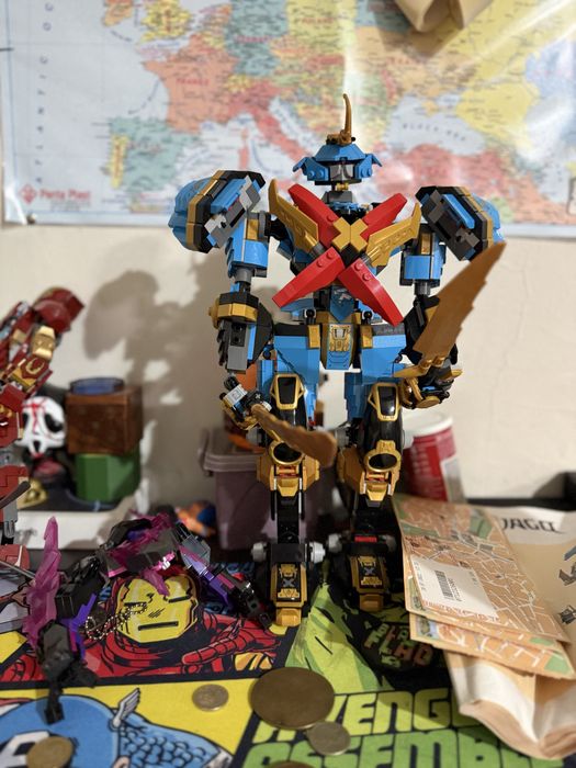 Лего робот  на НИЯ 71775  без забележка