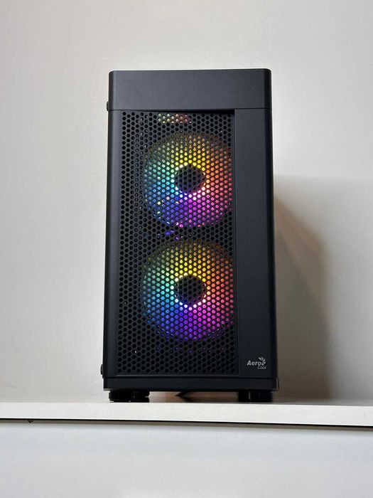 Геймърски компютър i5-4570, 8GB, RX 570