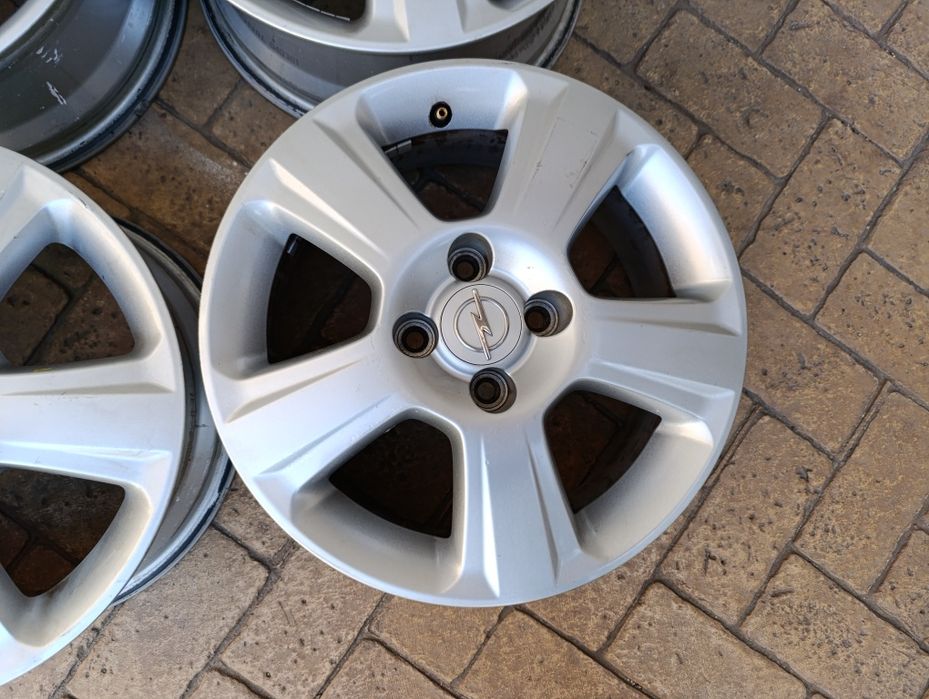 Алуминиеви джанти за Опел 4х100 15 цола Корса,Астра,Комбо