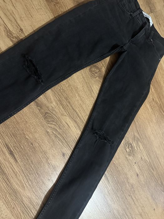Черни дънки Bershka