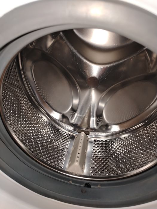 Продам  стиральную машинку