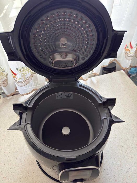 Multicooker sub presiune Tefal Cook4Me+ Connect 150 retete, CA NOU