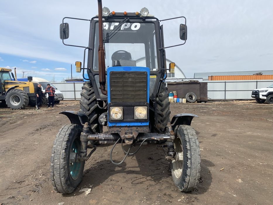 Продам трактор 80