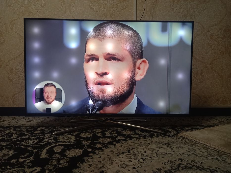 Продам телевизор самсунг.