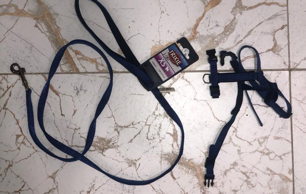 Продам поводок и шлейку Trixie