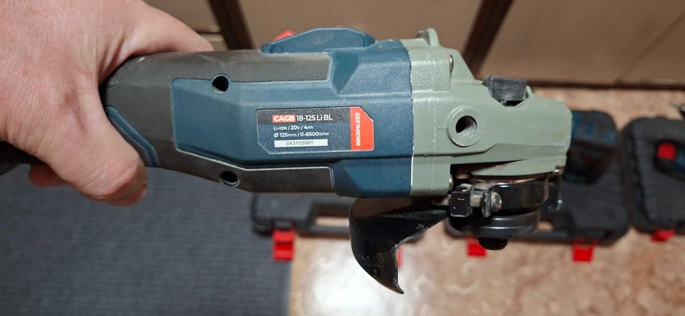 Болгарка, перфоратор, шуруповерт