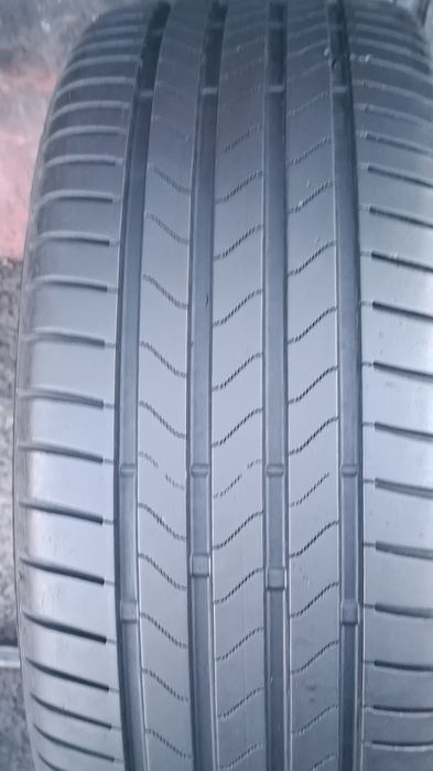 225/45/17 Bridgestone Дот 1723