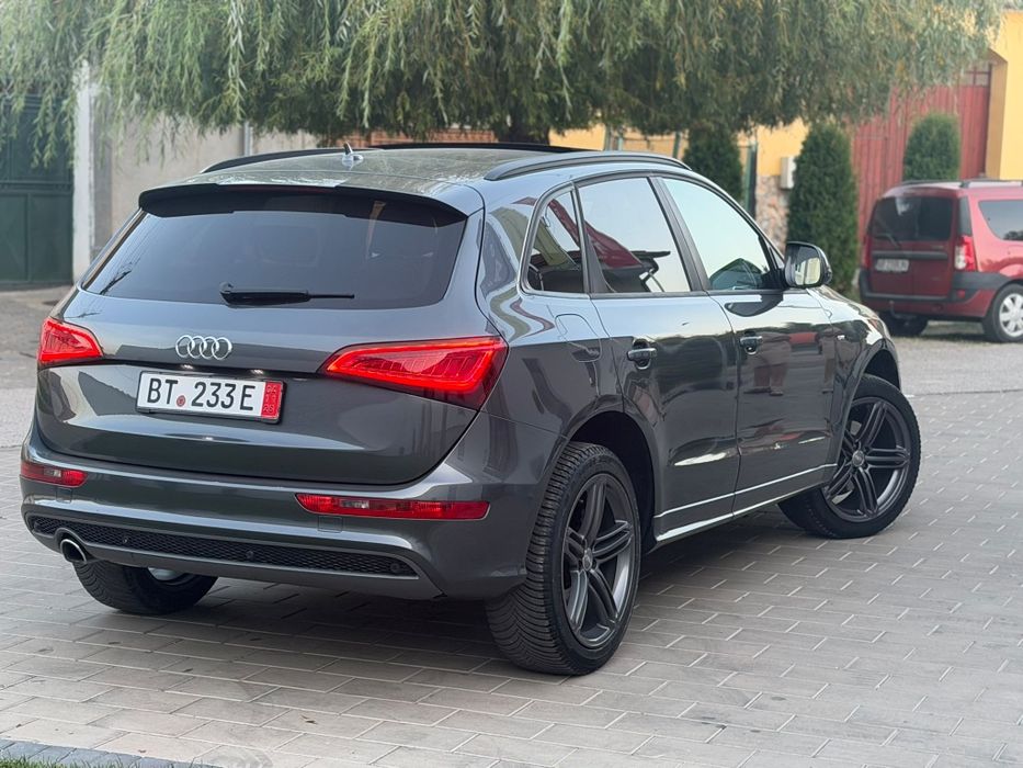 Audi Q5 2.0D Sline