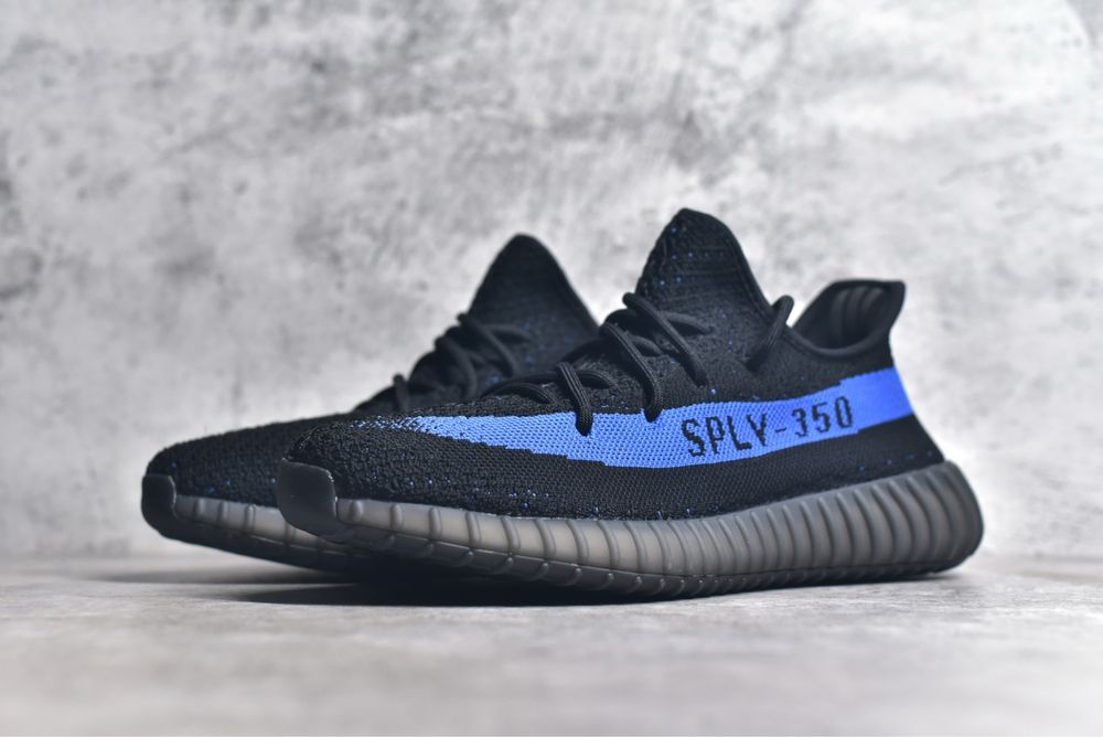 Adidas Yeezy Boost V2