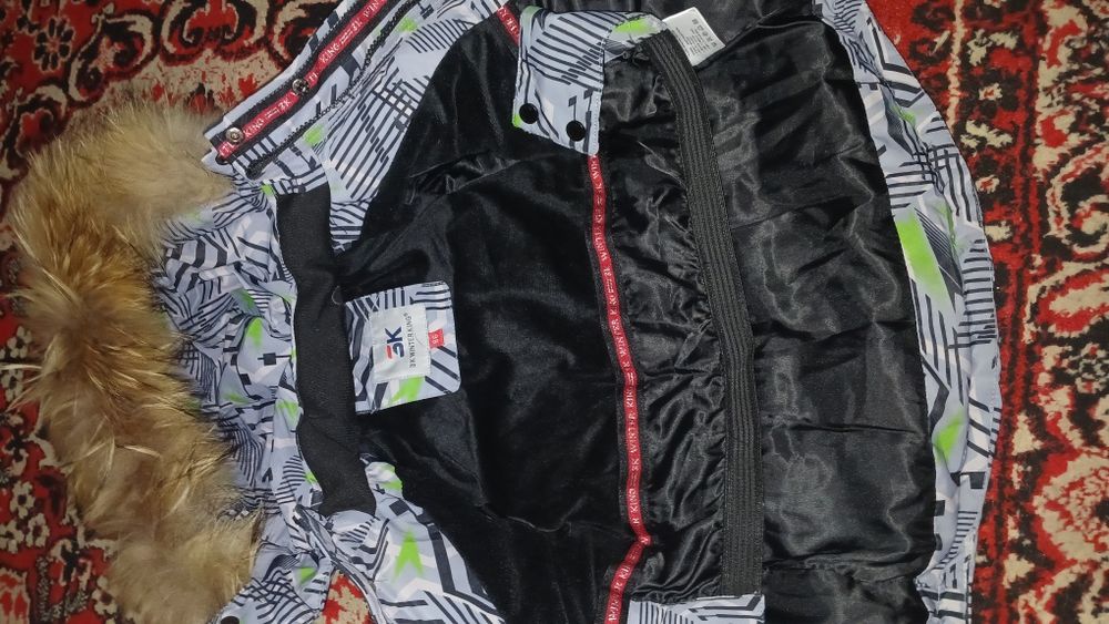 Продам зимний комбенезон на мальчика