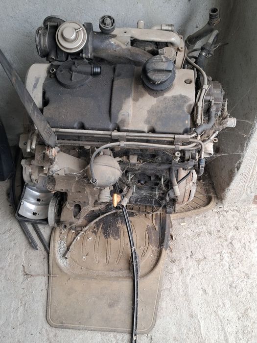 Vând motor wv 1.9 tdi