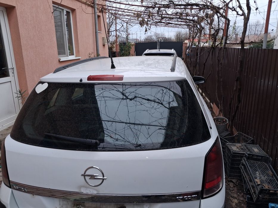 Vând Opel astra h 1.7 diesel 2005