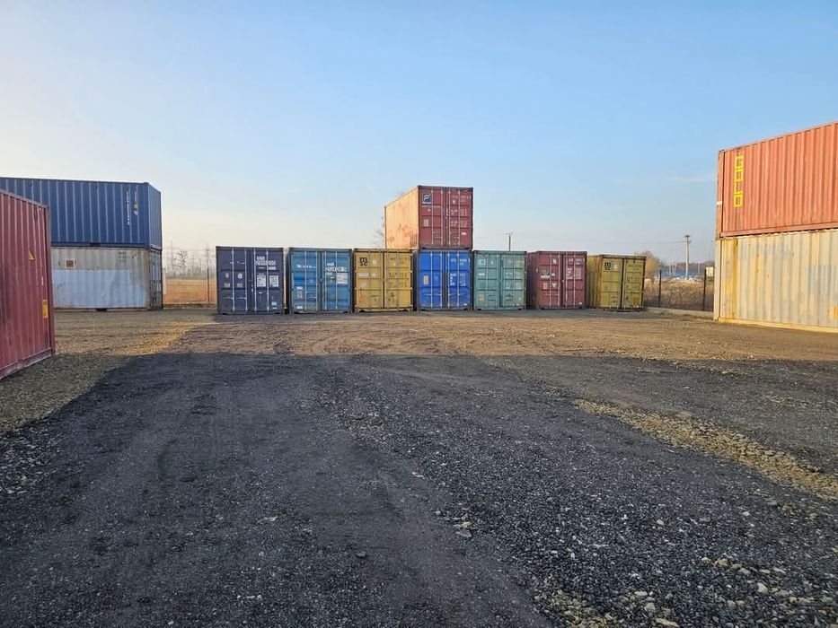 Containere de vanzare,  Containere de inchiriat