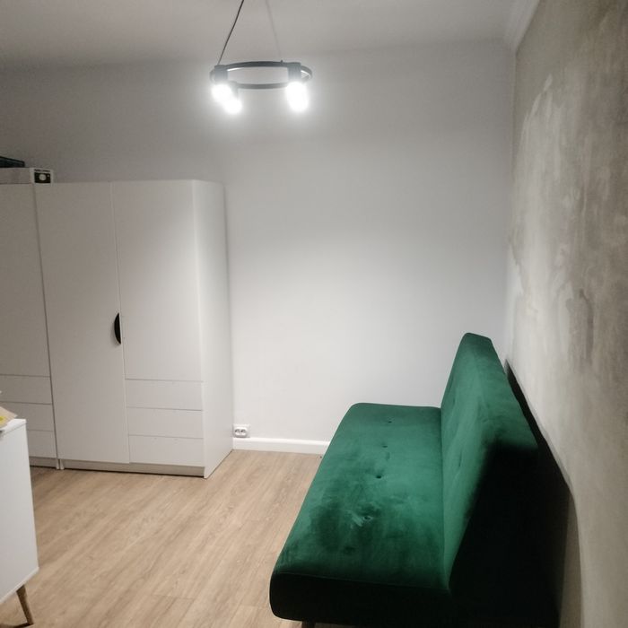 Apart.1 camera de închiriat -Floresti (zona superbă!)