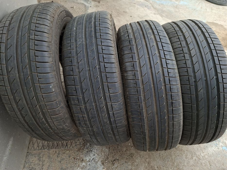 Продам шины 215/60/16 бриджестон